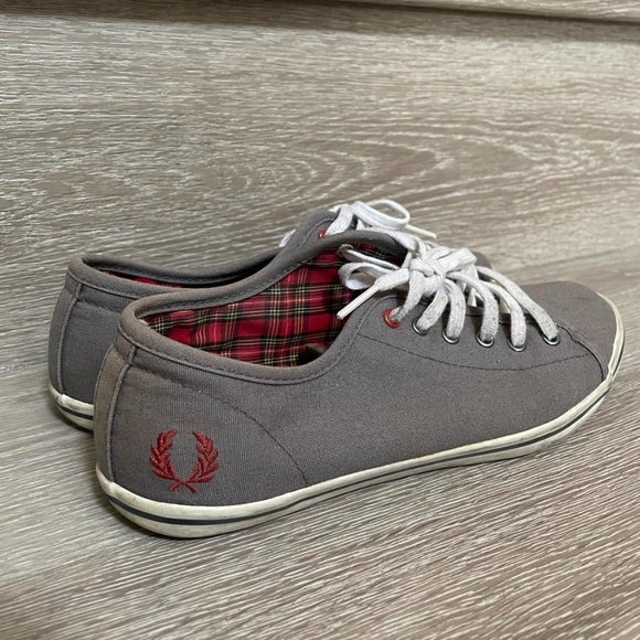 Fred Perry Sneakers Size 6 - Picture 3 of 3